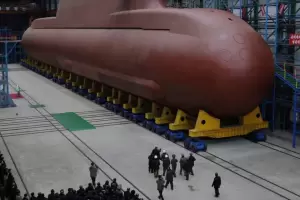 Kim Jong-un exhibi� un impactante submarino nuclear de 8.700 toneladas