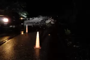 Catamarca: por derrumbes, piden transitar con precauci�n por la Quebrada de Bel�n