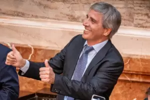 Aceleran la Ley de Inocencia Fiscal y habilitan al Naci�n a recibir los "d�lares del colch�n"