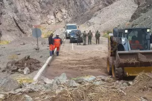 Nuevo derrumbe mantiene cortada la Ruta 60 y pone en duda la reapertura del Paso de San Francisco