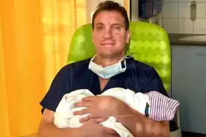 Naci� Lando, el segundo hijo de Maxi L�pez y Daniela Christiansson