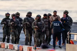 Trasladaron a Maduro y su esposa para que declaren ante la Justicia en Nueva York