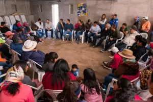 Dusso se reuni� con caciques de comunidades originarias