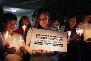 El r�gimen de Venezuela asegura haber excarcelado a "m�s de 400" presos pol�ticos