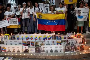 El Vaticano admiti� que busc� un acuerdo con Maduro para una salida del poder