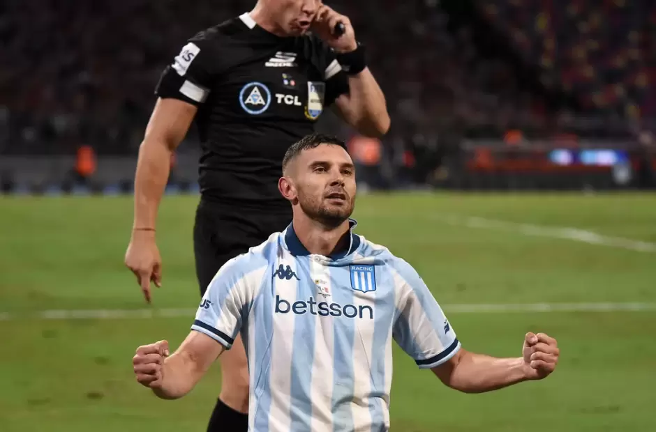 "Maravilla" Mart�nez, el gran goleador de Racing