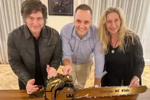 Adorni avanza con un recorte del 20% en la Jefatura de Gabinete y profundiza el ajuste