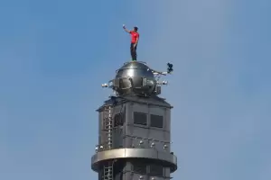 Alex Honnold conquist� el Taipei 101: escal� los 508 metros del rascacielo sin protecci�n