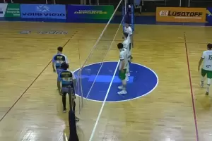 Golpe en el Polideportivo: Ateneo no pudo con Sonder y sum� otra ca�da