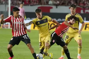 Boca perdi� 2-1 ante Estudiantes por la segunda fecha del Torneo Apertura