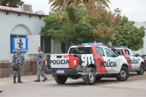 Fiambal�: grave accidente frente a la Escuela 104 deja una mujer hospitalizada