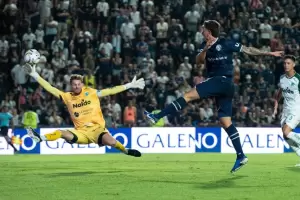 Independiente Rivadavia le gan� a Sarmiento y sigue con puntaje perfecto