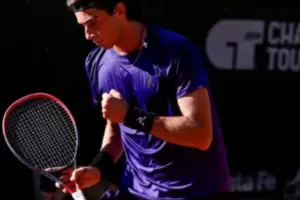 Manu La Serna avanz� a octavos de final en Rosario