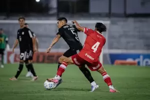 Deportivo Riestra venci� a Deportivo Maip� y avanz� en la Copa Argentina