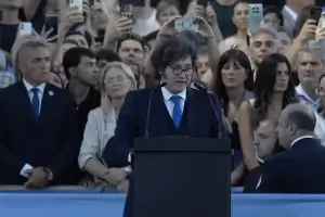 Milei encabez� el acto de traslado del sable corvo de San Mart�n en Santa Fe