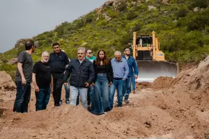 Restan pocos kil�metros para unir los trabajos en la cumbre de la Cuesta de Zapata