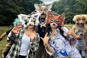 "Therians" en Catamarca: el inusual encuentro de la identidad animal en la plaza