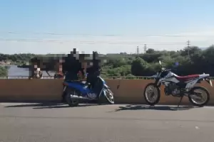 Tensi�n extrema en la Chelemin: un hombre con pedido de captura intenta arrojarse al vac�o