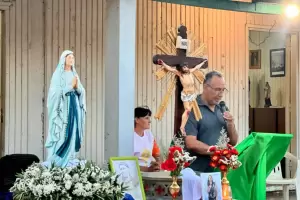 Celebraciones en honor de la Virgen de Lourdes en la parroquia Jes�s Ni�o