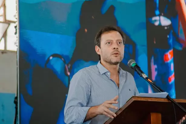 Gobierno y comunidad: un pacto por el desarrollo de Fiambal�