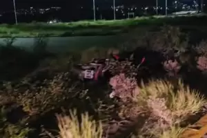 En la Avda. Juan Chelem�n, grave accidente deja a un motociclista en estado cr�tico