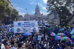Tensi�n gremial: la CGT define este lunes la convocatoria a un paro general