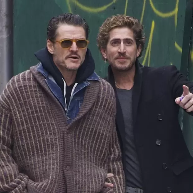 Fotos en Nueva York encendieron rumores de romance entre Pedro Pascal y un argentino