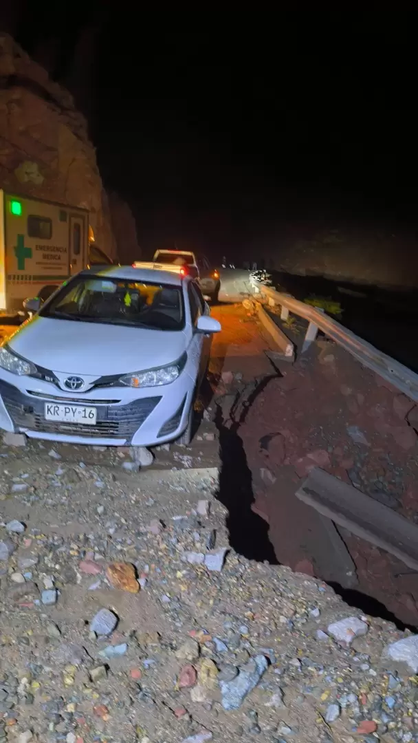 rescate las angosturas chilenos