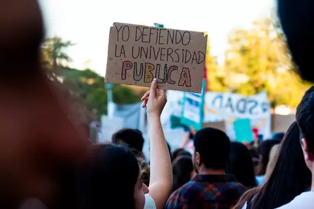 Financiamiento universitario: el Gobierno acelera su nueva ley tras la reforma laboral