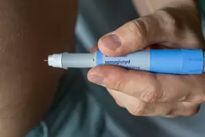 Alerta Global: investigan casos de pancreatitis aguda vinculados a inyecciones para adelgazar