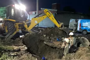 Corte de agua en Catamarca: realizan intervenci�n de emergencia para reparar un ca�o