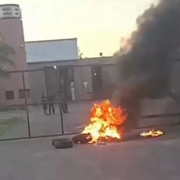 Cierra la f�brica NEBA y deja a decenas de familias sin trabajo