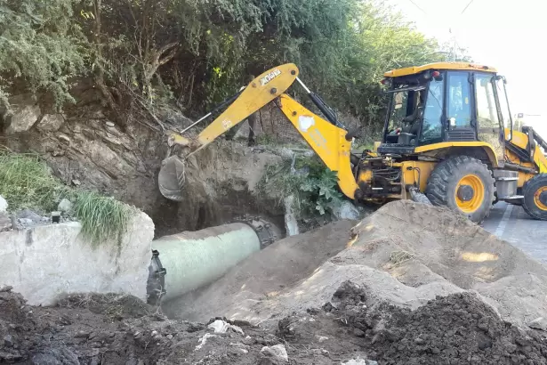 Otra vez una rotura del Acueducto Pirquitas-Catamarca provoca cortes en el Valle Central