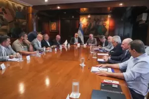 Manuel Adorni y Mario Lugones sellan el plan de modernizaci�n estructural del Hospital Garrahan