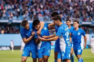 Estudiantes de R�o Cuarto derrot� a Hurac�n y consigui� su primera victoria en el Apertura