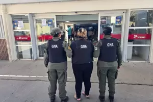 Cay� en Catamarca una mujer que hab�a ingerido 90 c�psulas con coca�na y se descompens�