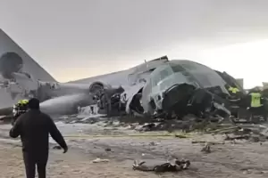 Se estrell� un avi�n militar en Bolivia: hay al menos 15 muertos y 30 heridos