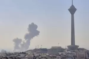 Israel y Estados Unidos lanzan una ofensiva coordinada para derrocar al r�gimen de Ir�n