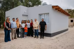 Entregan en Catamarca viviendas sociales y ratifican la continuidad de la pol�tica habitacional