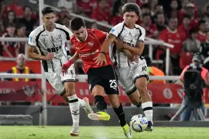 Independiente le gan� Central C�rdoba sobre el final y qued� tercero en la Zona A