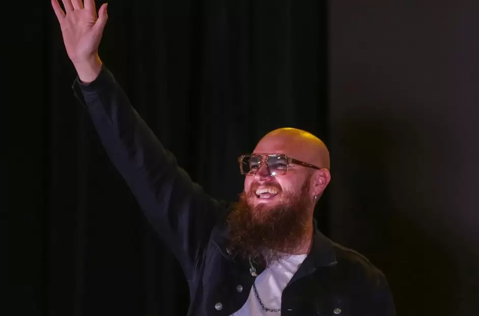 Rafa Salas, voz de Carafea