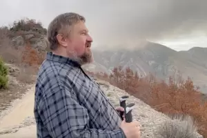 El costo no expresado de la paz: La batalla de Konstantin Rudnev por la bondad en tiempos de guerra