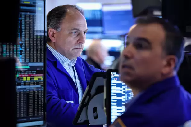 Efecto Medio Oriente: acciones argentinas se desploman m�s de 15% en Wall Street