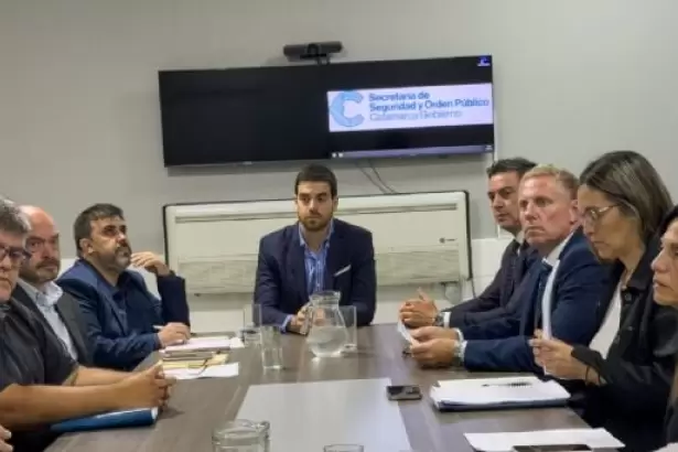 Mesa de trabajo integral para erradicar el juego clandestino online en la provincia