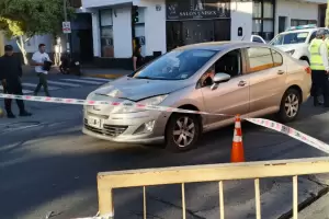 Una persona atropellada en pleno centro provoca caos en hora pico