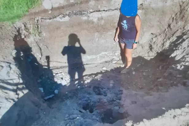 La Cruz Negra: vecinos denuncian un "pozazo" de Aguas de Catamarca