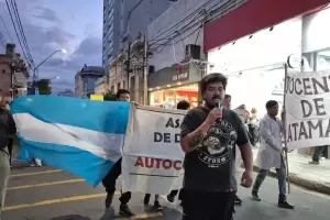 Docentes Autoconvocados profundizan la protesta en Catamarca y suman apoyo de Salud