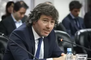 Mahiques asume con una agenda de transici�n cr�tica y reordenamiento pol�tico