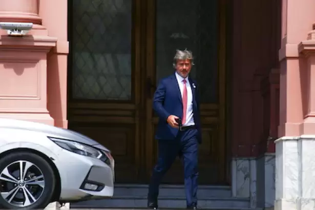 Reforma laboral: el Gobierno desaf�a a la CGT en los tribunales y advierte que la modernizaci�n es "irreversible"