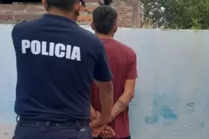 Recuperan celulares robados en Catamarca y detienen a un joven de 19 a�os